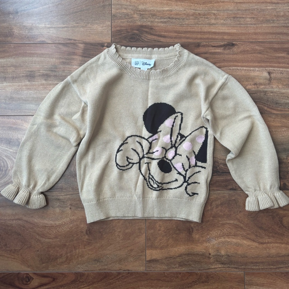 GAP Beige Knit Sweater